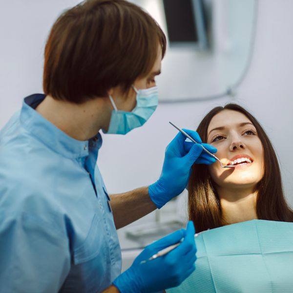 Restauração Onlay: Recuperando Dentes com Perda Estrutural.