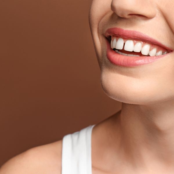 Fechamento de Diastema: Soluções para Um Sorriso Alinhado e Saudável.